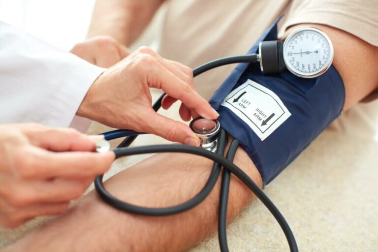 Naj krvni tlak ne nadzoruje našega življenja
